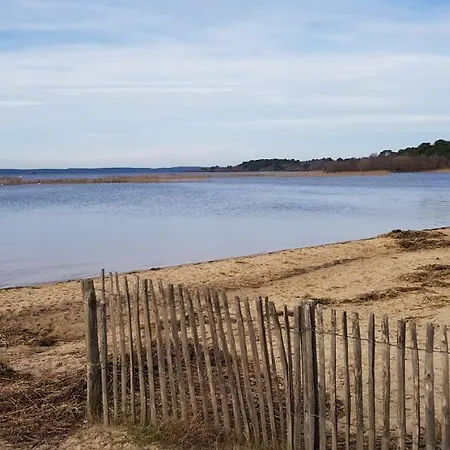 D'hotes Entre-deux Lacs *